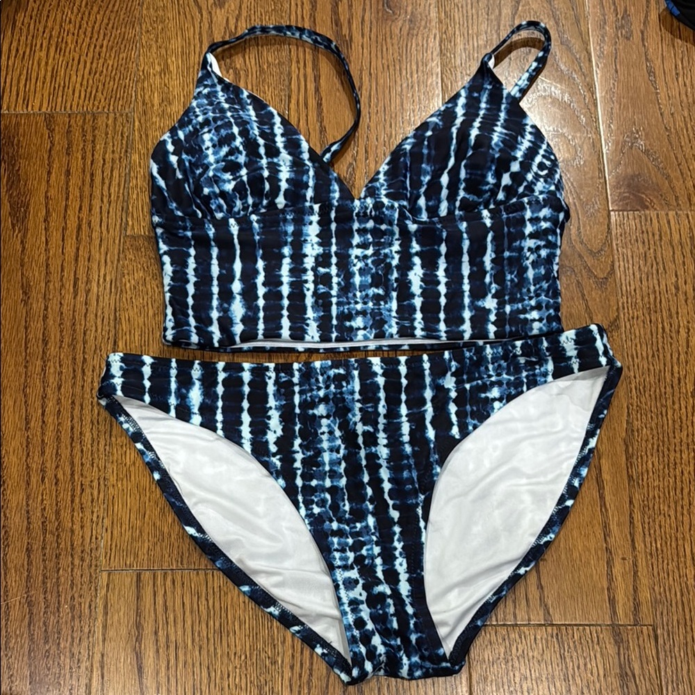 Old Navy Blue Patterned Bikini Set